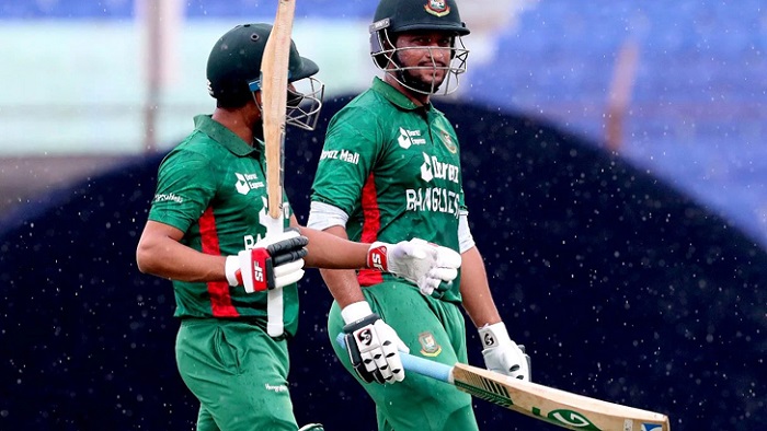 বৃষ্টিতে বন্ধ বাংলাদেশ-আয়ারল্যান্ড লড়াই বৃষ্টিতে বন্ধ বাংলাদেশ-আয়ারল্যান্ড লড়াই