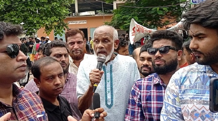 ফরিদপুরে মহাসড়ক চার লেন করার দাবিতে মানববন্ধন অনুষ্ঠিত ফরিদপুরে মহাসড়ক চার লেন করার দাবিতে মানববন্ধন অনুষ্ঠিত