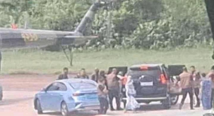 পদত্যাগ করে দেশ থেকে পালিয়েছেন শেখ হাসিনা পদত্যাগ করে দেশ থেকে পালিয়েছেন শেখ হাসিনা