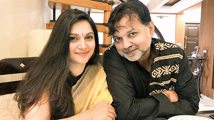 মিথিলা ও সৃজিত মুখার্জি ঘর ভাঙনের সুর মিথিলা ও সৃজিত মুখার্জি ঘর ভাঙনের সুর