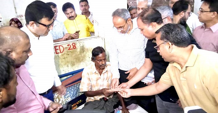 ভাত না খাওয়া নিজাম উদ্দিনের পাশে তারেক রহমান ভাত না খাওয়া নিজাম উদ্দিনের পাশে তারেক রহমান