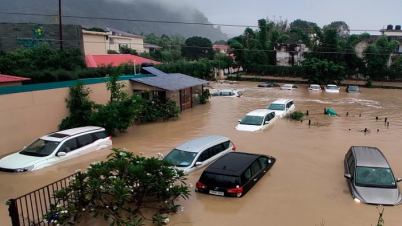 ভারত-নেপালে বন্যা-ভূমিধসে মৃত্যু ২০০ ছাড়িয়েছে ভারত-নেপালে বন্যা-ভূমিধসে মৃত্যু ২০০ ছাড়িয়েছে