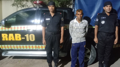 অভিনব পন্থায় ফেনসিডিল পাচার, গাড়িসহ আটক ১
