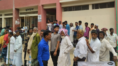 ফরিদপুর সদরে ১১ টি ইপি নির্বাচনের ভোট গ্রহণ চলছে