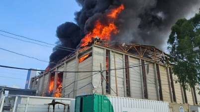 ইসরাইলের সামরিক গোয়েন্দা স্থাপনায় ইরানের ক্ষেপণাস্ত্র হামলা