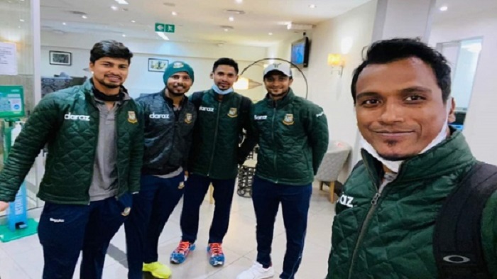 জিম্বাবুয়ে জয় করে ফিরলেন টাইগাররা