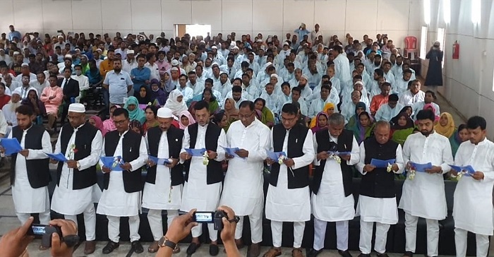ফরিদপুরে নবনির্বাচিত ইউপি জনপ্রতিনিধিদের শপথ অনুষ্ঠিত ফরিদপুরে নবনির্বাচিত ইউপি জনপ্রতিনিধিদের শপথ অনুষ্ঠিত
