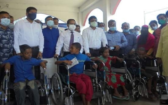 সালথায় গণশুনানি গ্রহণ করলেন জেলা প্রশাসক অতুল সরকার সালথায় গণশুনানি গ্রহণ করলেন জেলা প্রশাসক অতুল সরকার