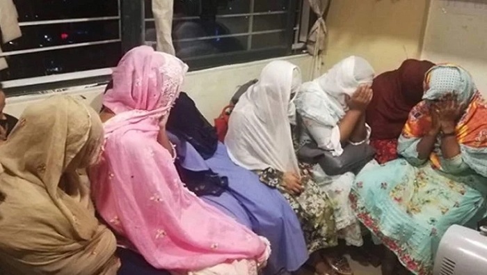 গুলশানে স্পা সেন্টারের নামে যেভাবে হতো দেহ ব্যবসা গুলশানে স্পা সেন্টারের নামে যেভাবে হতো দেহ ব্যবসা